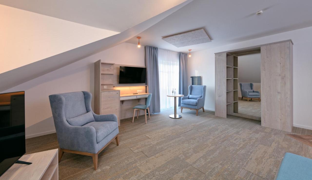 Hotel Schluister Park Carolinensiel Ngoại thất bức ảnh