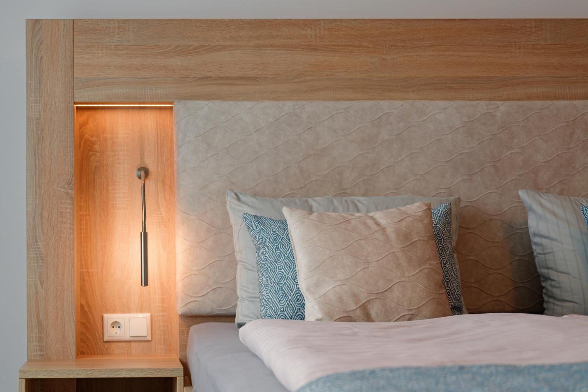 Hotel Schluister Park Carolinensiel Ngoại thất bức ảnh